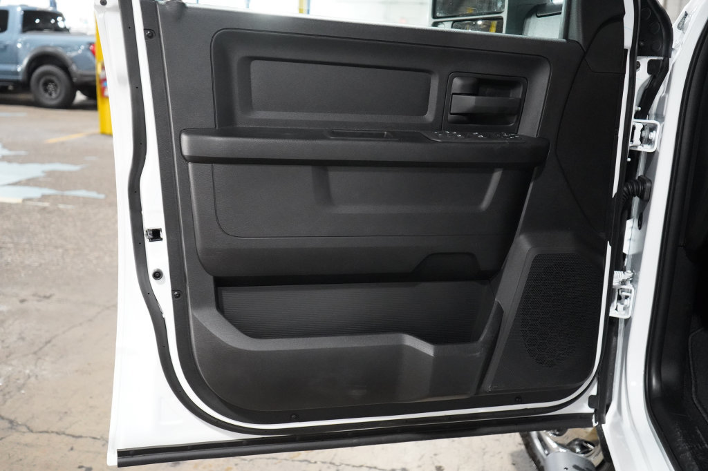 New 2027 RAM 3500 Tradesman AWD/4WD image 28