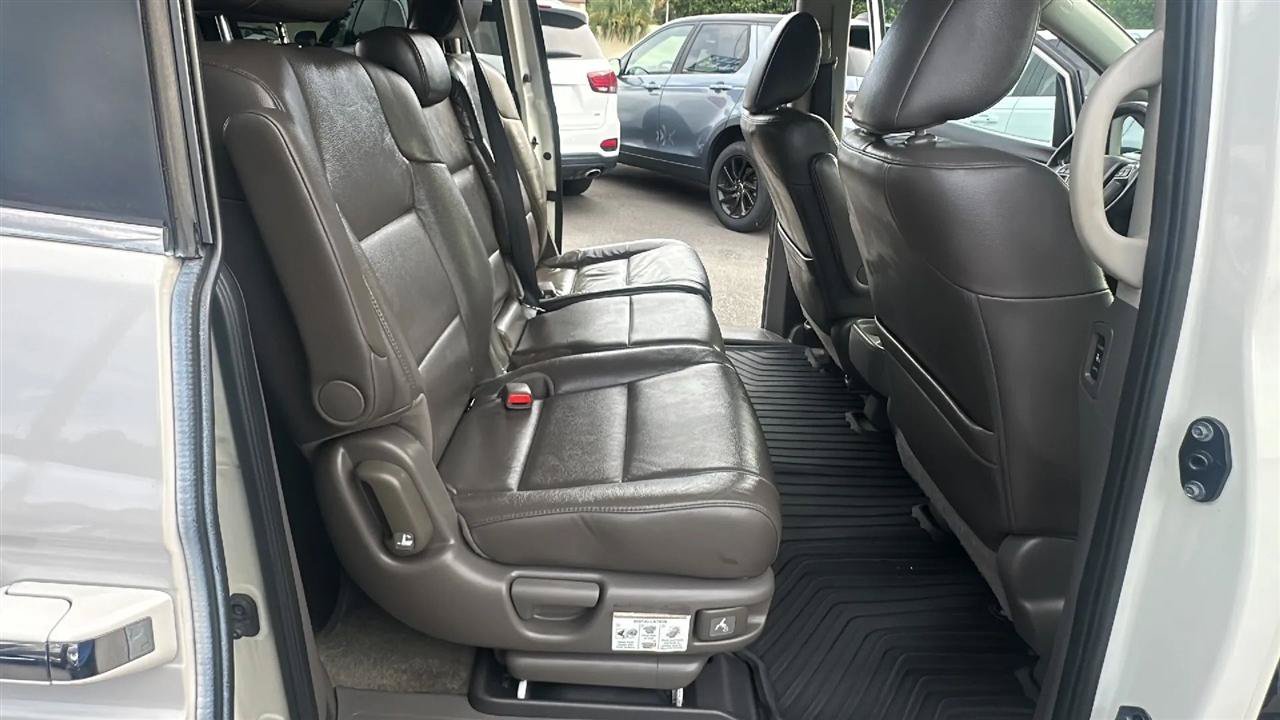 Used 2016 Honda Odyssey EX-L image 27