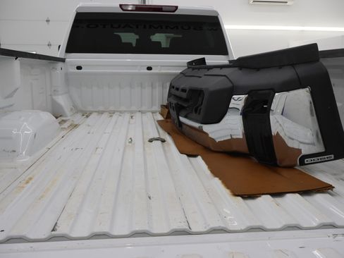 Used 2025 GMC Sierra 3500 SLE w/ SLE Convenience Package AWD/4WD image 31