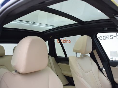 Used 2018 BMW X3 M40i w/ Premium Package image 17