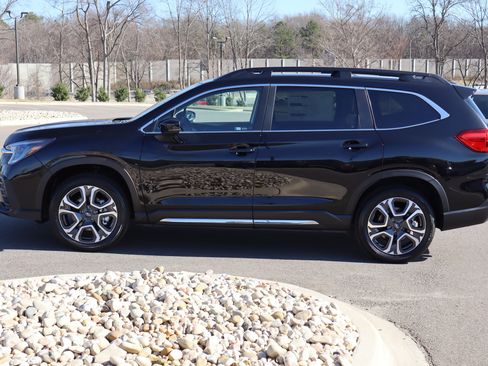 New 2026 Subaru Ascent Limited w/ Popular Package #2 image 4