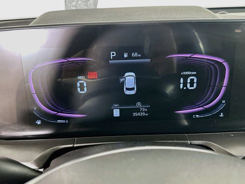 Used 2025 Kia Telluride S FWD image 19