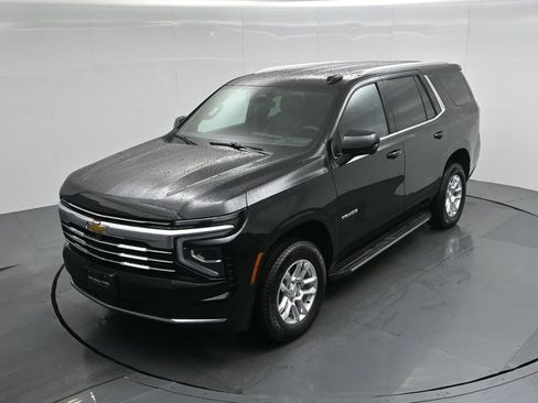 Used 2025 Chevrolet Tahoe LT image 36