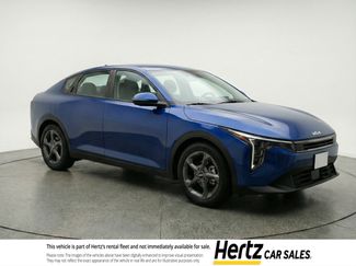 Used 2025 Kia K4 LXS video 1