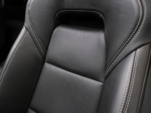 Used 2014 Chevrolet Corvette Stingray Coupe RWD image 32