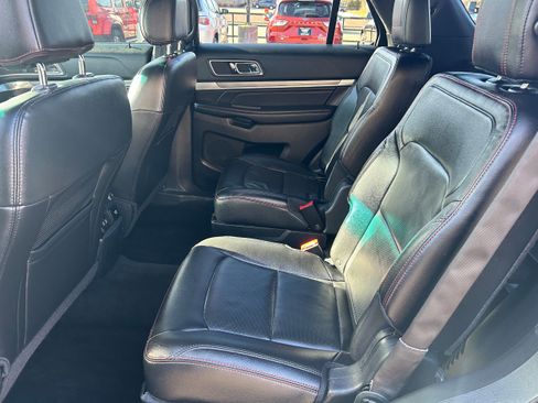 Used 2016 Ford Explorer Sport w/ Equipment Group 401A image 5