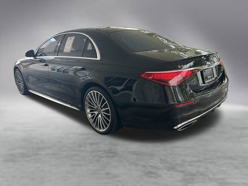 Used 2023 Mercedes-Benz S 580 4MATIC Sedan image 4