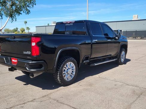 Used 2020 Chevrolet Silverado 2500 High Country w/ Z71 Off-Road Package image 9