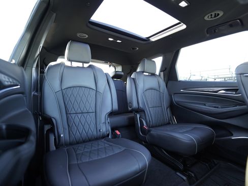 Used 2024 Buick Enclave Avenir w/ Avenir Technology Package image 13