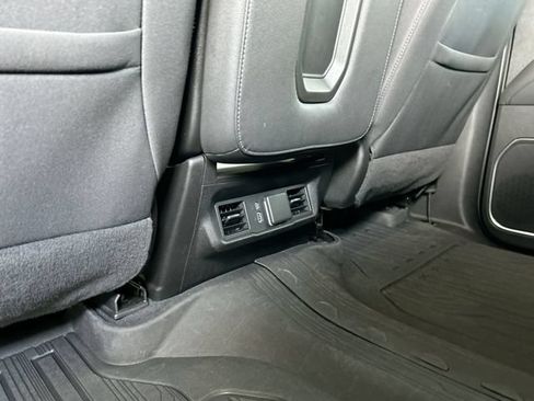 Used 2022 GMC Sierra 1500 Elevation w/ LPO, Elevation Black Package AWD/4WD image 21
