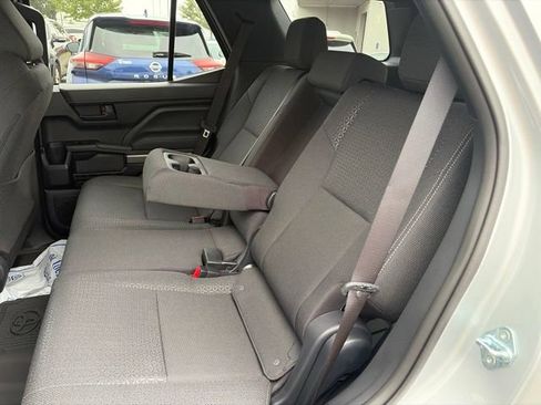 Used 2026 Toyota 4Runner SR5 AWD/4WD image 21