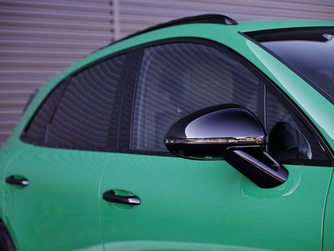 New 2026 Porsche Macan GTS image 18