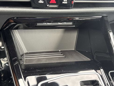 New 2026 Volkswagen GTI SE FWD image 25