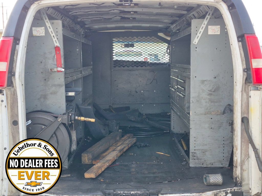 Used 2015 Chevrolet Express 3500 Extended RWD image 20