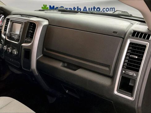 Used 2021 RAM 1500 Classic SLT AWD/4WD image 17