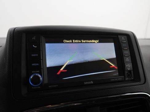 Used 2014 Dodge Grand Caravan SXT w/ Rear Park Assist Package FWD image 31