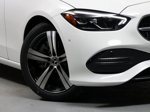 New 2026 Mercedes-Benz C 300 4MATIC Sedan image 3