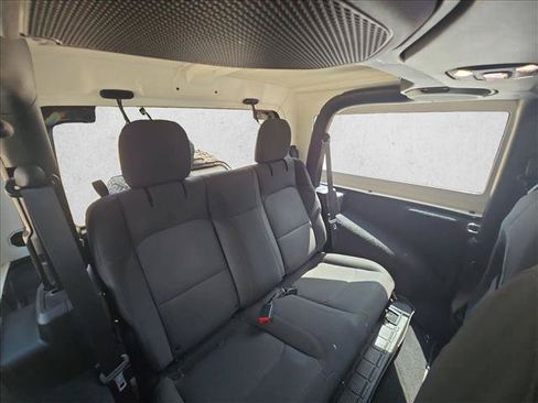 Used 2020 Jeep Wrangler Sport AWD/4WD image 17