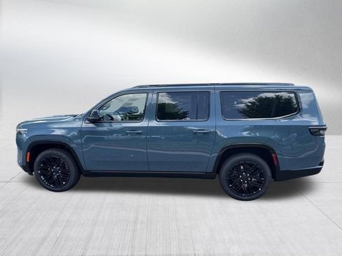 New 2026 Jeep Grand Wagoneer L Limited AWD/4WD image 6