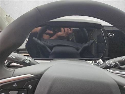 New 2026 Chevrolet Trax ACTIV w/ Driver Confidence Package image 17