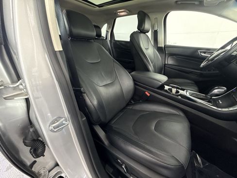 Used 2017 Ford Edge Titanium w/ Equipment Group 301A image 31