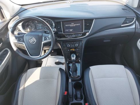 Used 2020 Buick Encore Preferred FWD image 9
