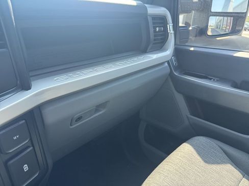 Used 2023 Ford F250 XL w/ STX Appearance Package image 18