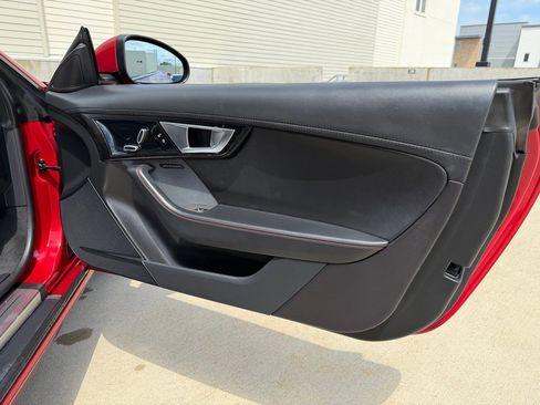 Used 2014 Jaguar F-TYPE Convertible RWD image 12