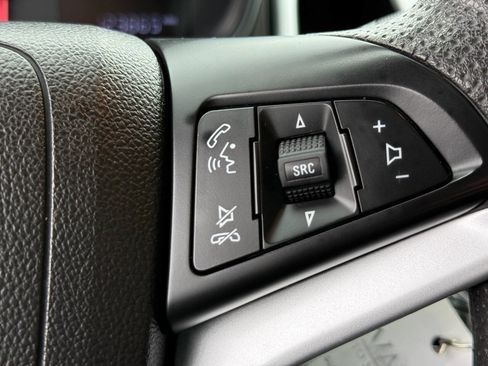 Used 2017 Chevrolet Sonic LT image 17