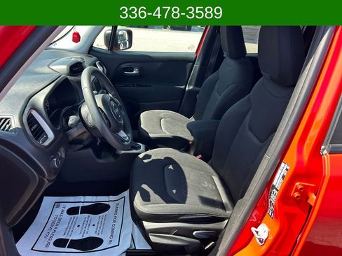 Used 2017 Jeep Renegade Sport w/ Power & Air Group image 9