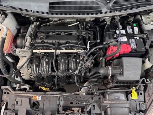 Used 2017 Ford Fiesta SE w/ Equipment Group 201A FWD image 12