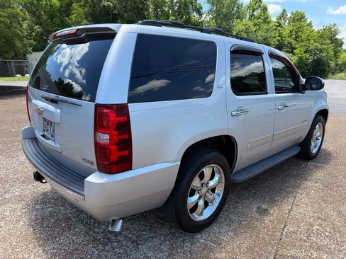 Used 2010 Chevrolet Tahoe LTZ AWD/4WD image 5