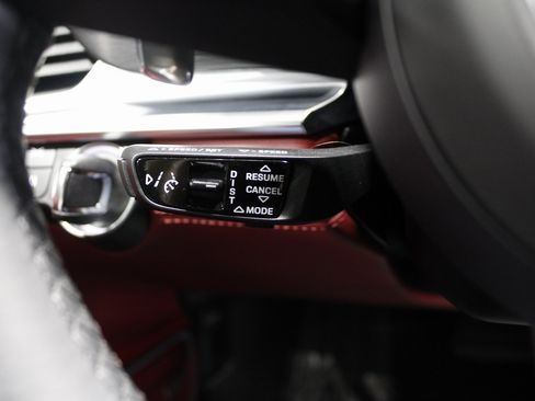 Certified 2022 Porsche Panamera 4 Platinum Edition image 30