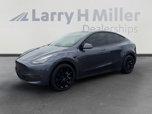 Used 2021 Tesla Model Y Long Range AWD/4WD image 1