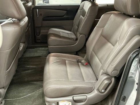 Used 2014 Honda Odyssey Touring image 13