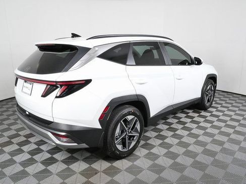 New 2026 Hyundai Tucson SEL image 3