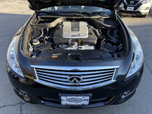 Used 2011 INFINITI G37 x w/ Premium Pkg image 26