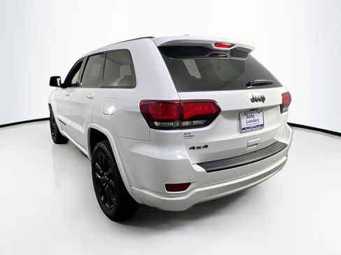 Used 2022 Jeep Grand Cherokee Laredo X image 7