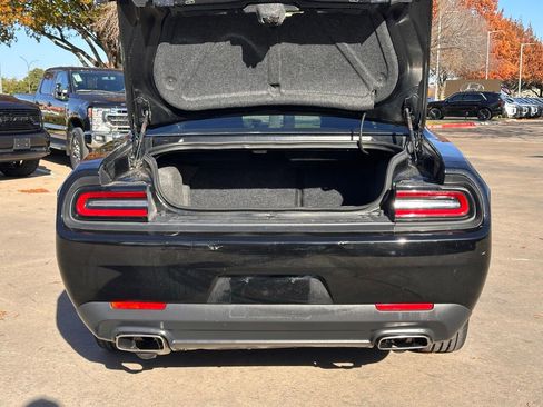 Used 2023 Dodge Challenger SXT image 15