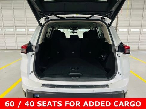 New 2026 Nissan Rogue SV FWD image 8