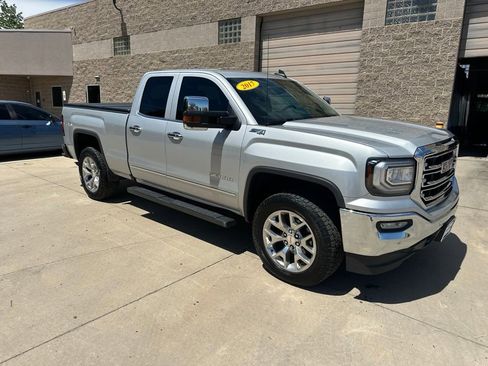 Used 2017 GMC Sierra 1500 SLT w/ SLT Premium Package AWD/4WD image 29