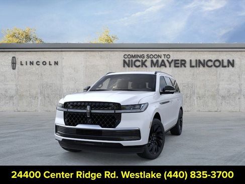 New 2026 Lincoln Navigator Reserve w/ Jet Appearance Package AWD/4WD image 2