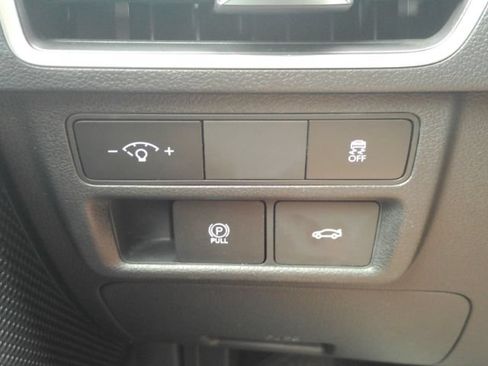 Used 2025 Hyundai Sonata SEL FWD image 34