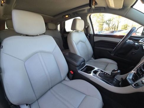 Used 2015 Cadillac SRX Premium w/ Driver Assist Package image 19