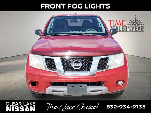 Used 2014 Nissan Frontier SV w/ SV Value Truck Package RWD image 2