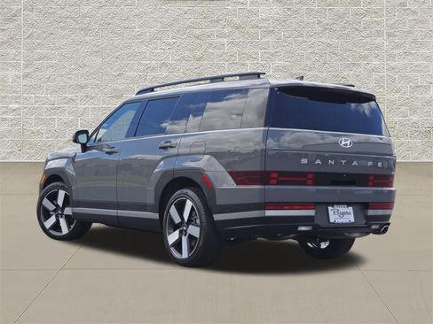 Used 2024 Hyundai Santa Fe Limited AWD/4WD image 5
