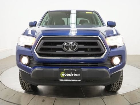 Used 2023 Toyota Tacoma SR5 AWD/4WD image 2