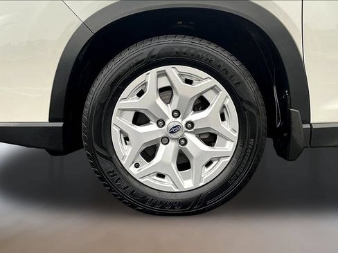 Used 2021 Subaru Forester AWD/4WD image 29