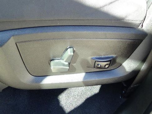 Certified 2023 RAM 1500 Classic SLT w/ Trailer & Traction Group image 17