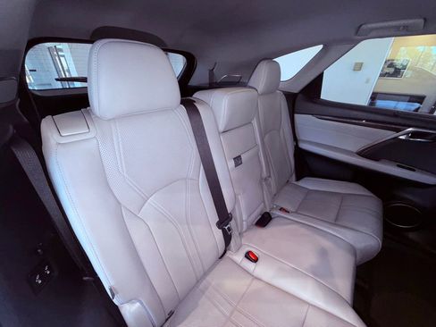 Certified 2019 Lexus RX 350L FWD image 18